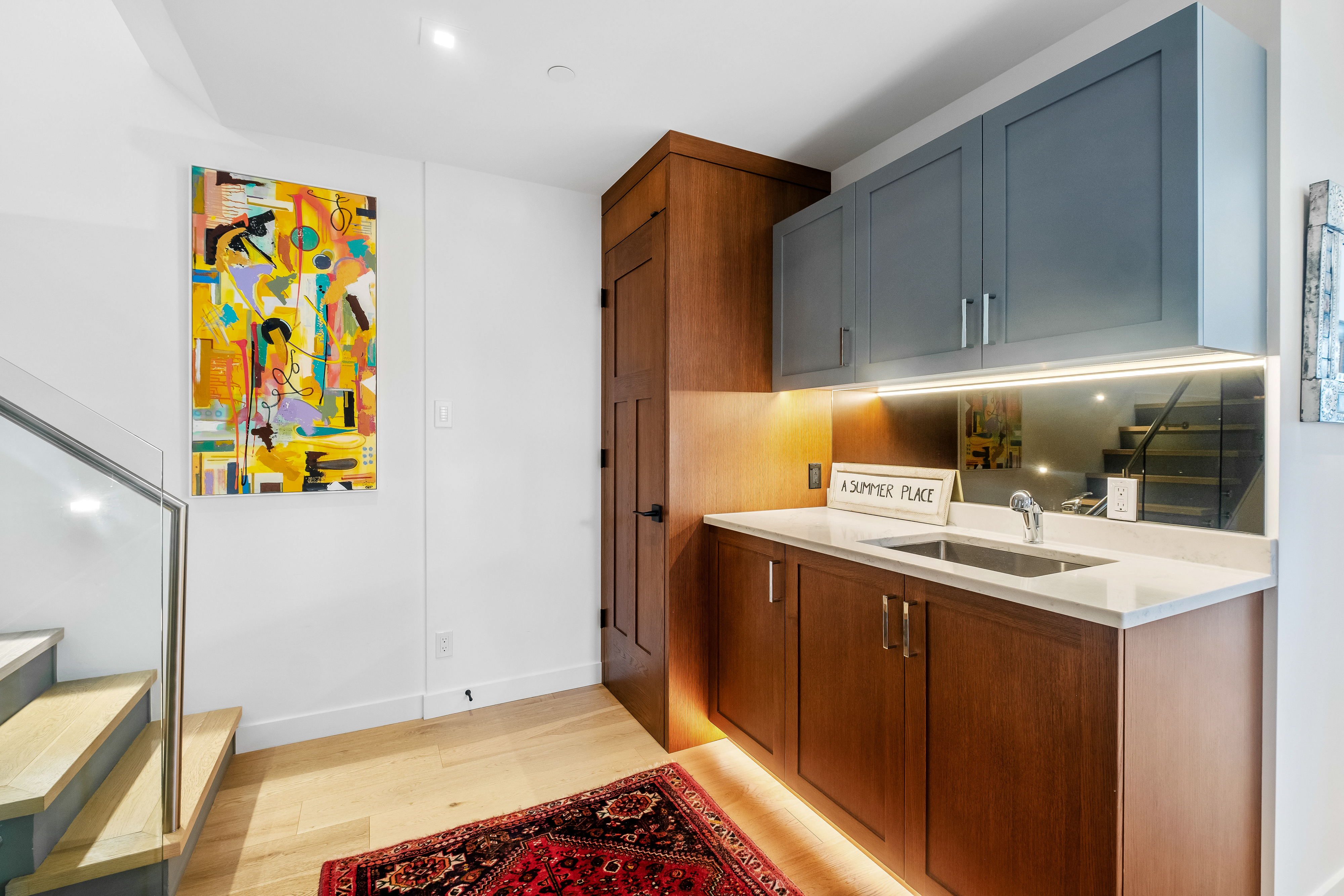 15046 Buena Vista Avenue